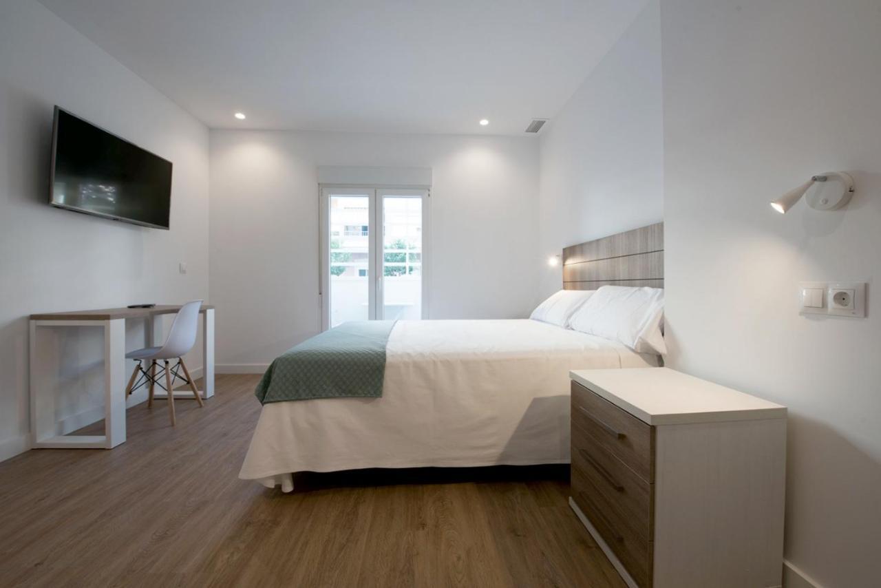 Hostal Beach Санта Пола Екстериор снимка