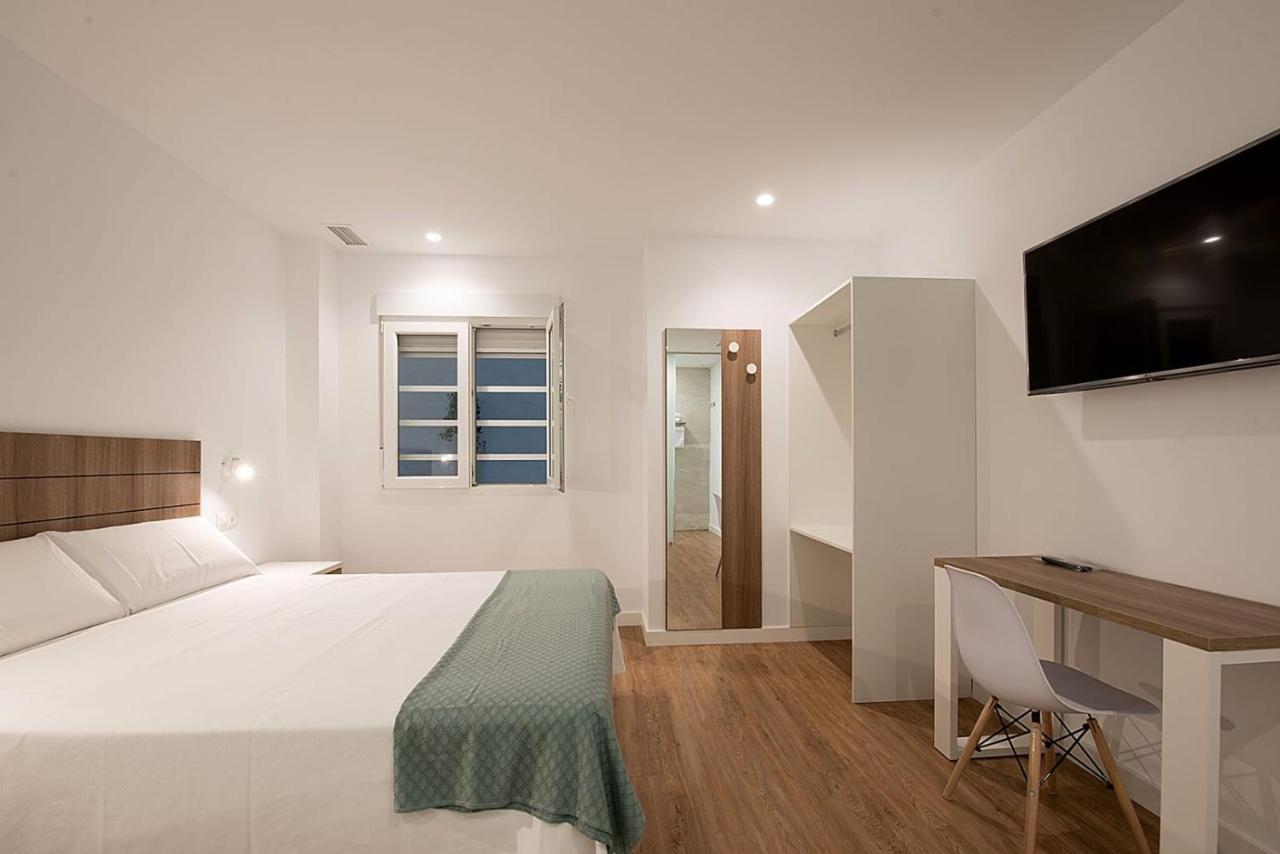 Hostal Beach Санта Пола Екстериор снимка