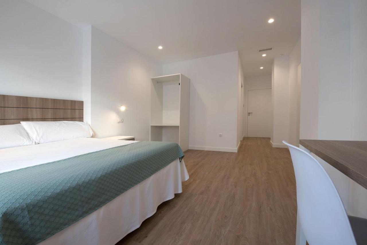 Hostal Beach Санта Пола Екстериор снимка